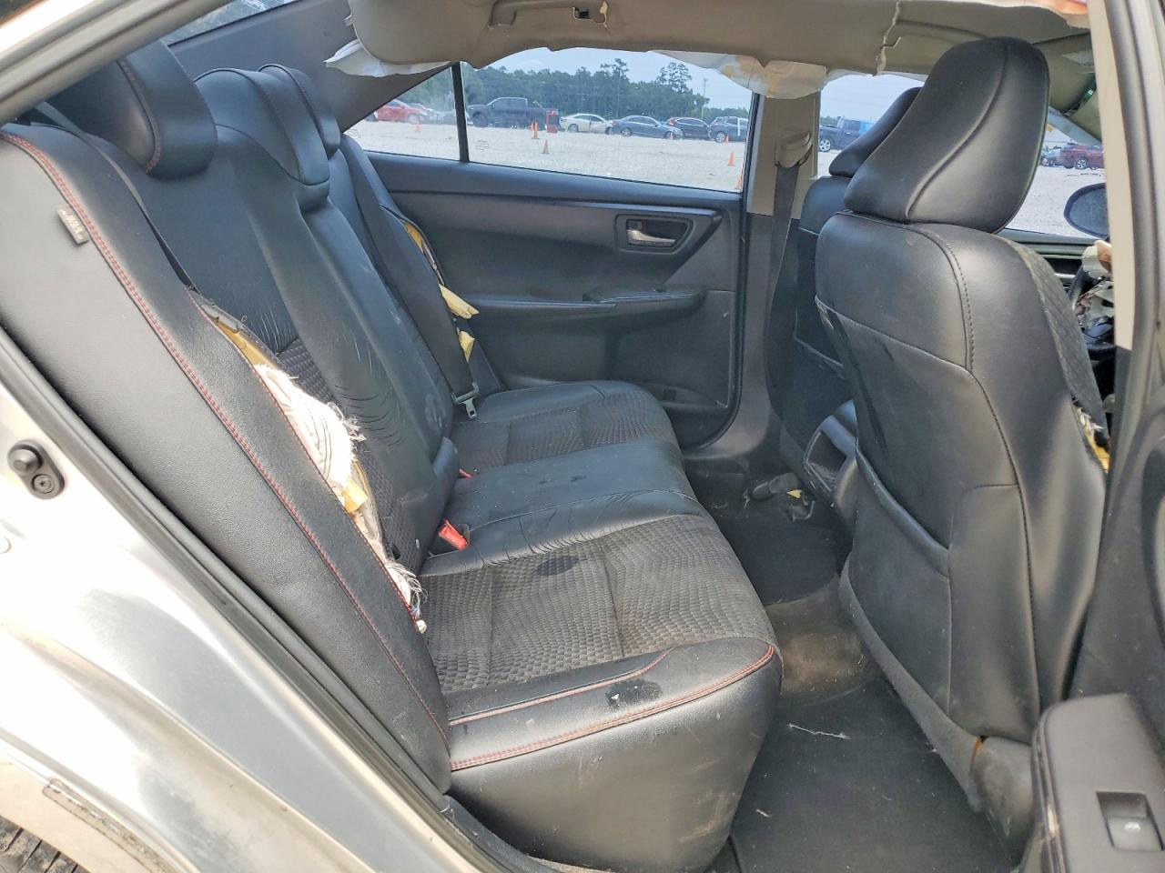 2015 TOYOTA CAMRY