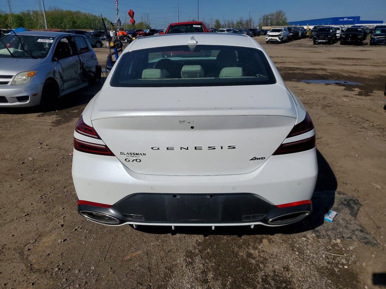 2025 GENESIS G70