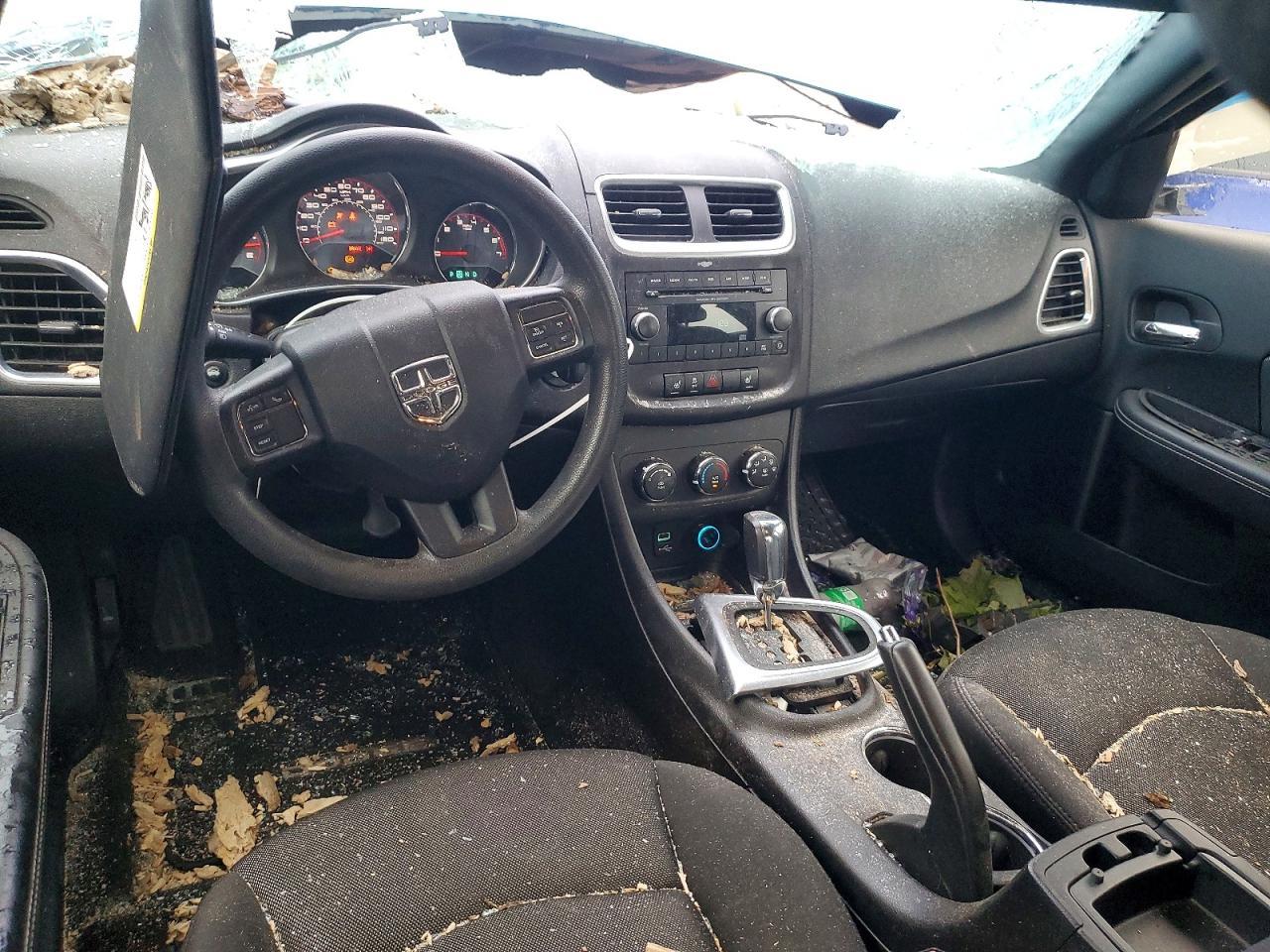 2013 DODGE Avenger