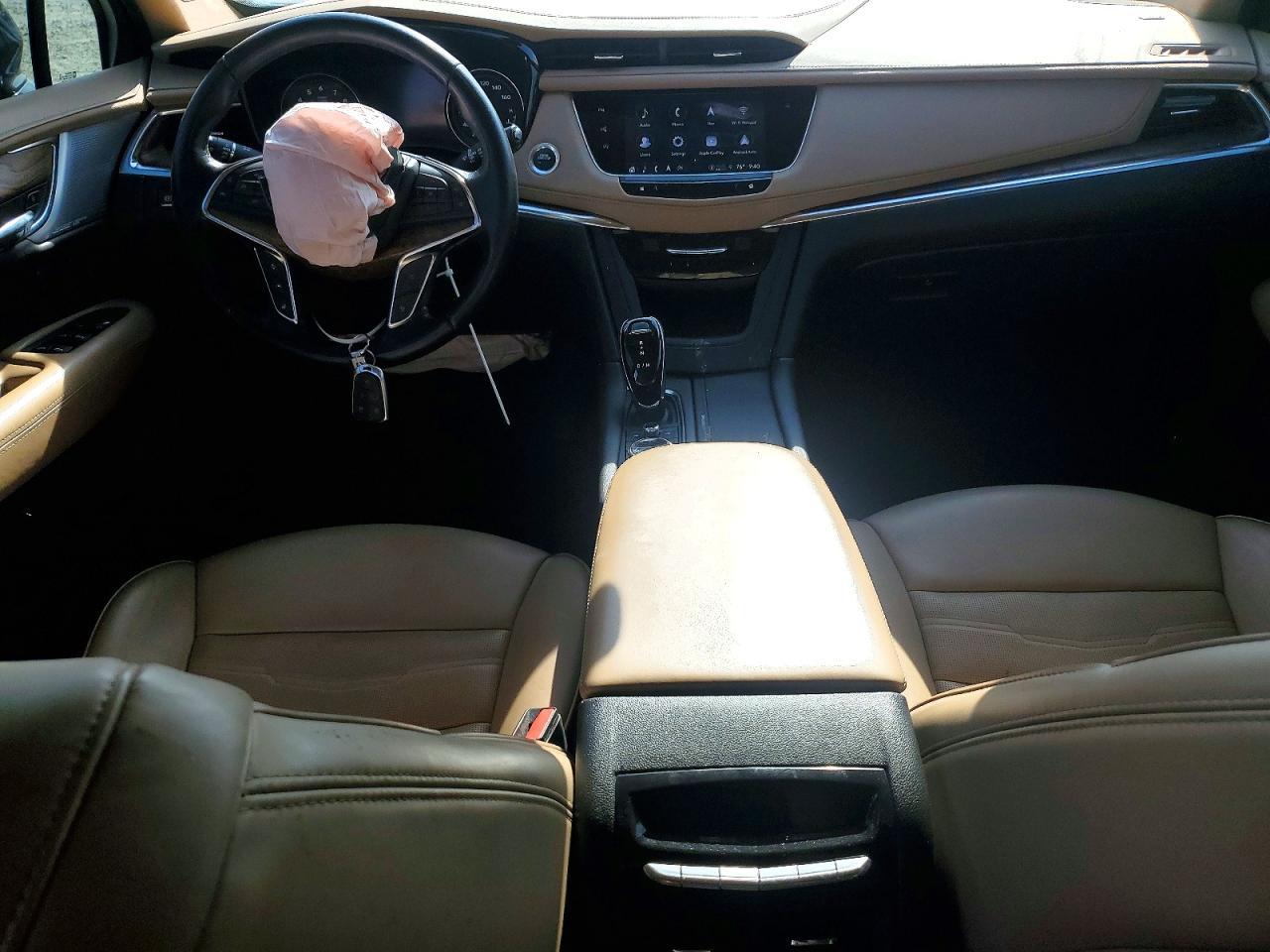 2023 CADILLAC XT5
