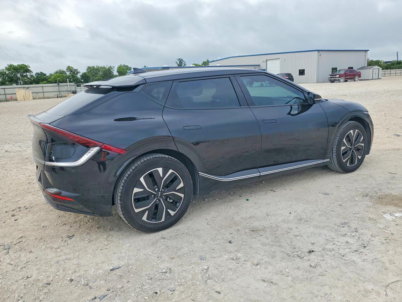 2022 KIA EV6