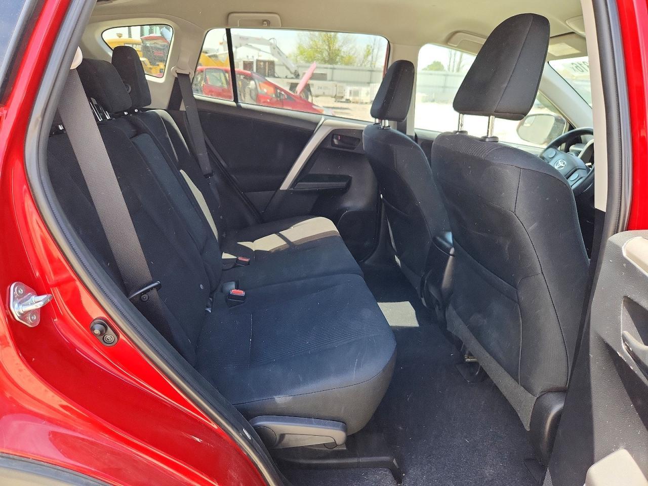 2016 TOYOTA RAV4