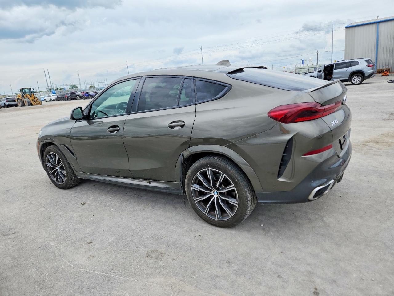 2021 BMW X6