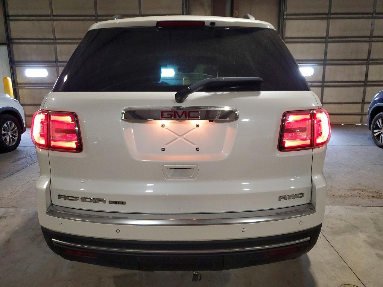 2017 GMC ACADIA