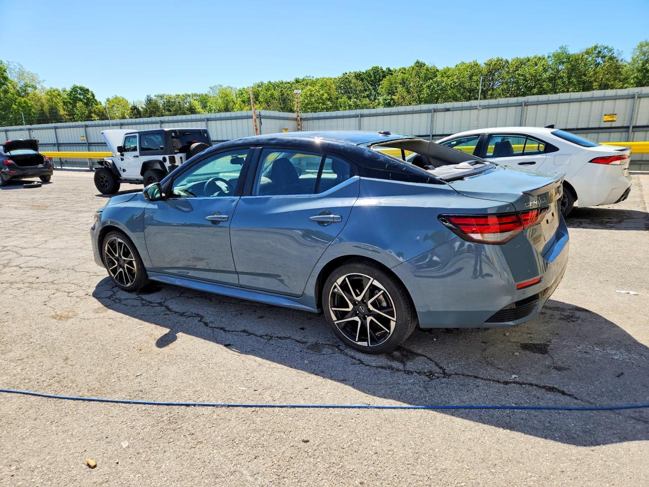 2024 NISSAN SENTRA