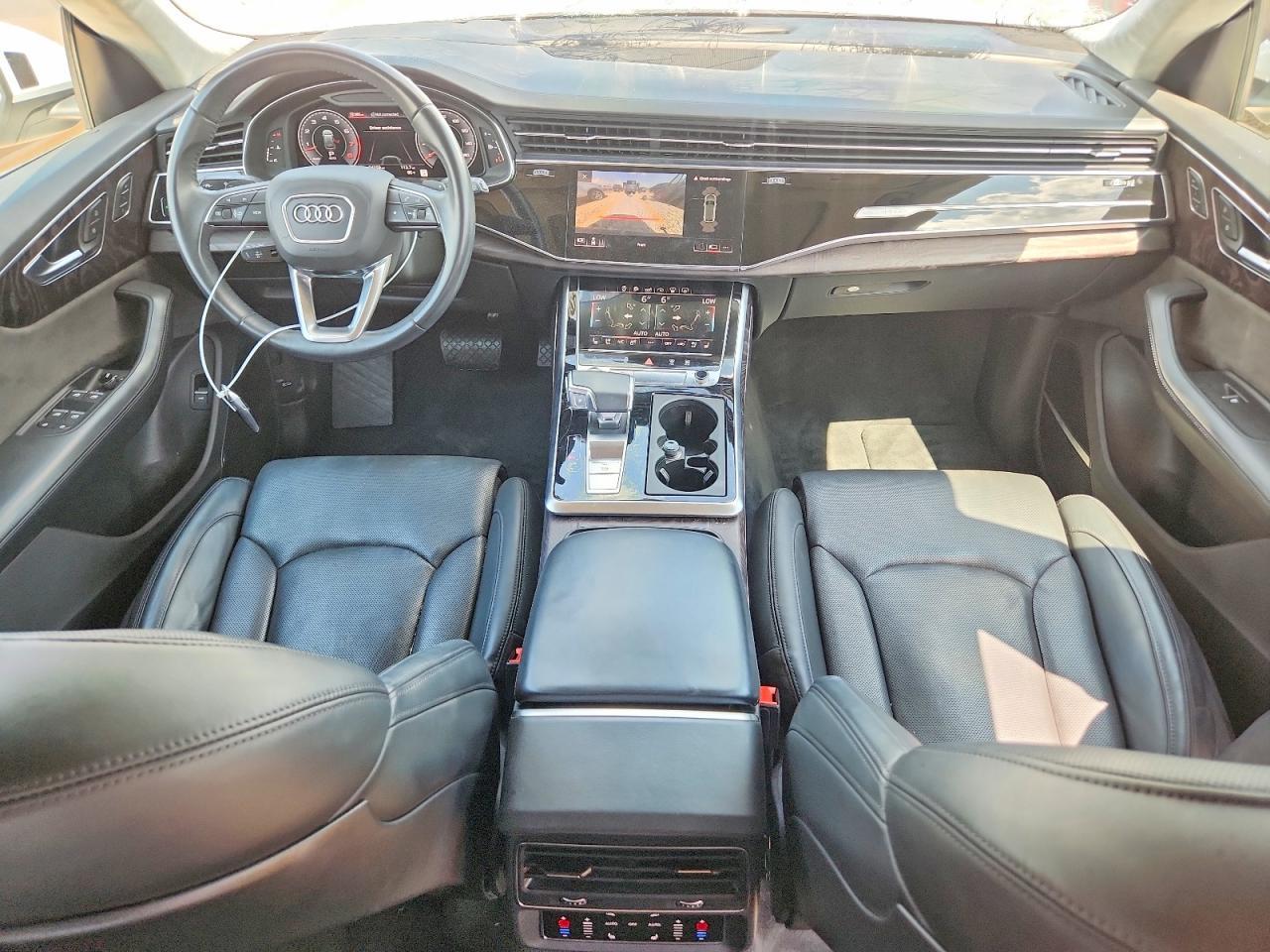 2020 AUDI Q8