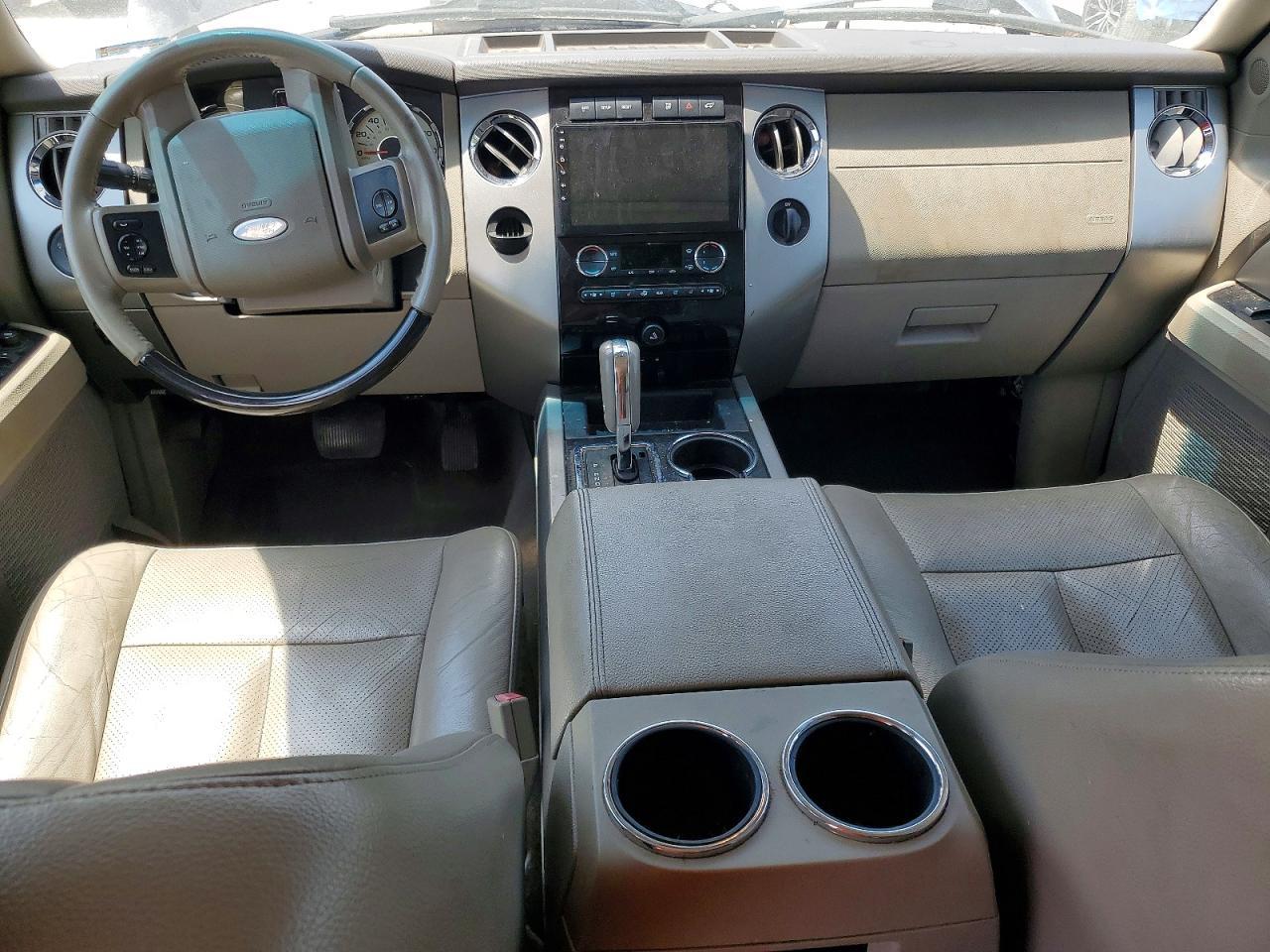 2013 FORD Expedition