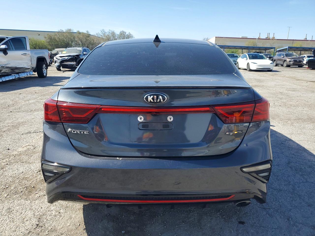2021 KIA FORTE