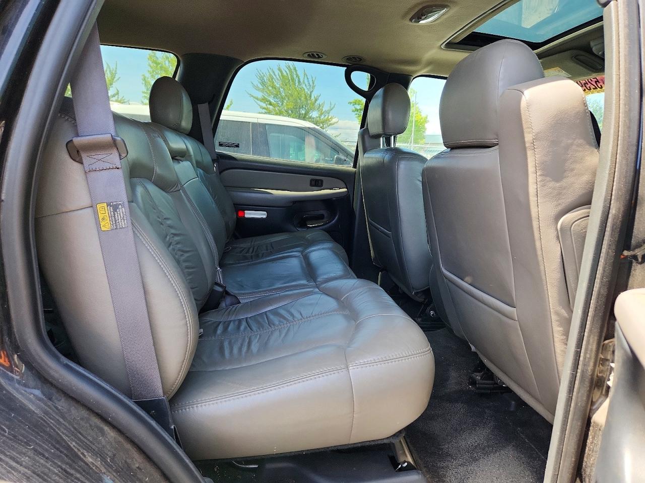 2002 CHEVROLET Tahoe