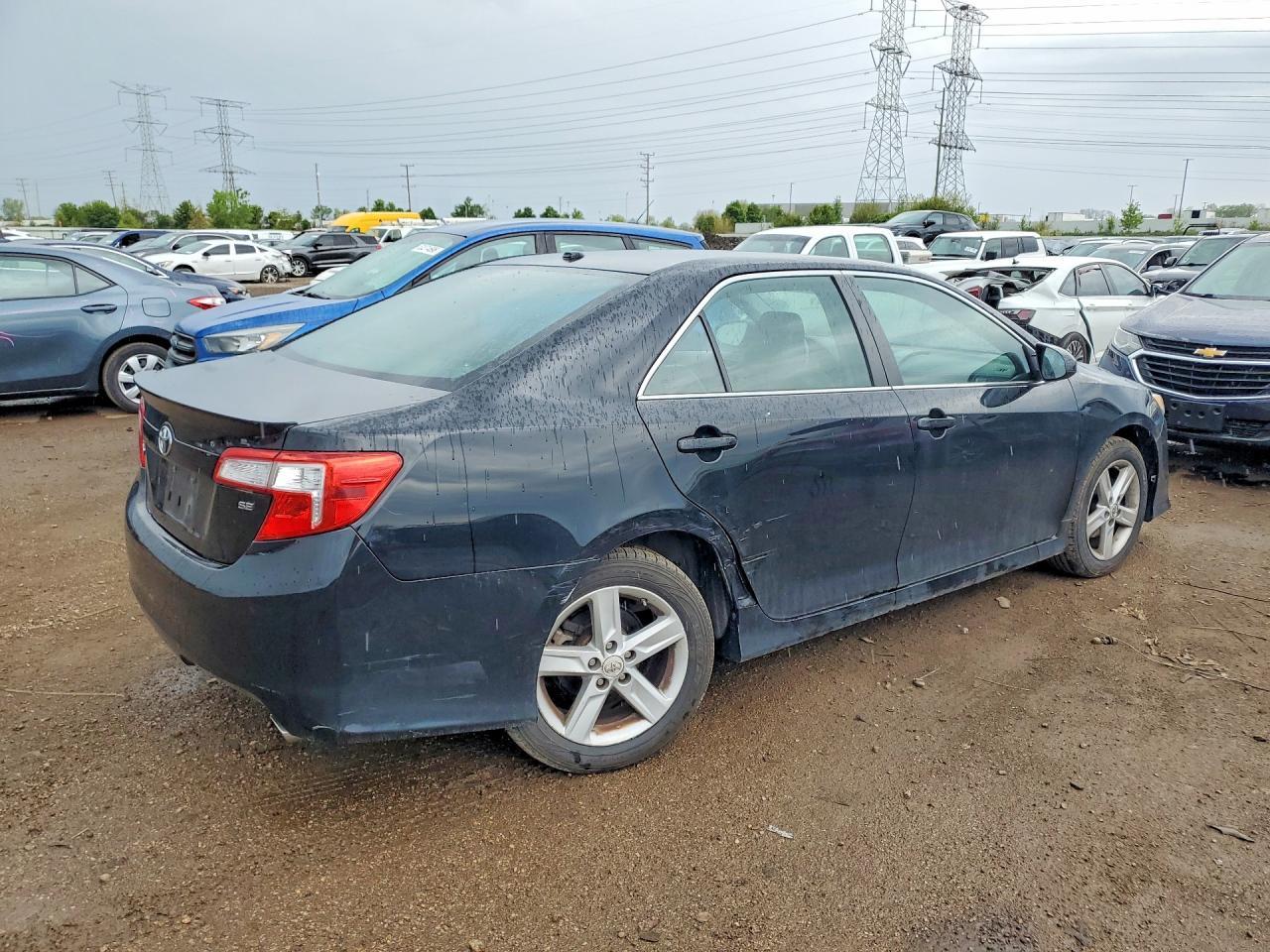 2012 TOYOTA CAMRY
