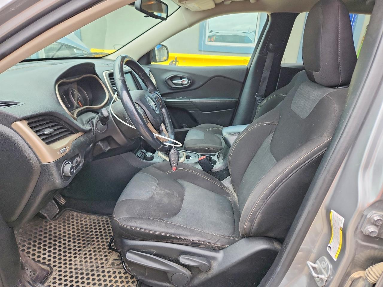 2016 JEEP CHEROKEE