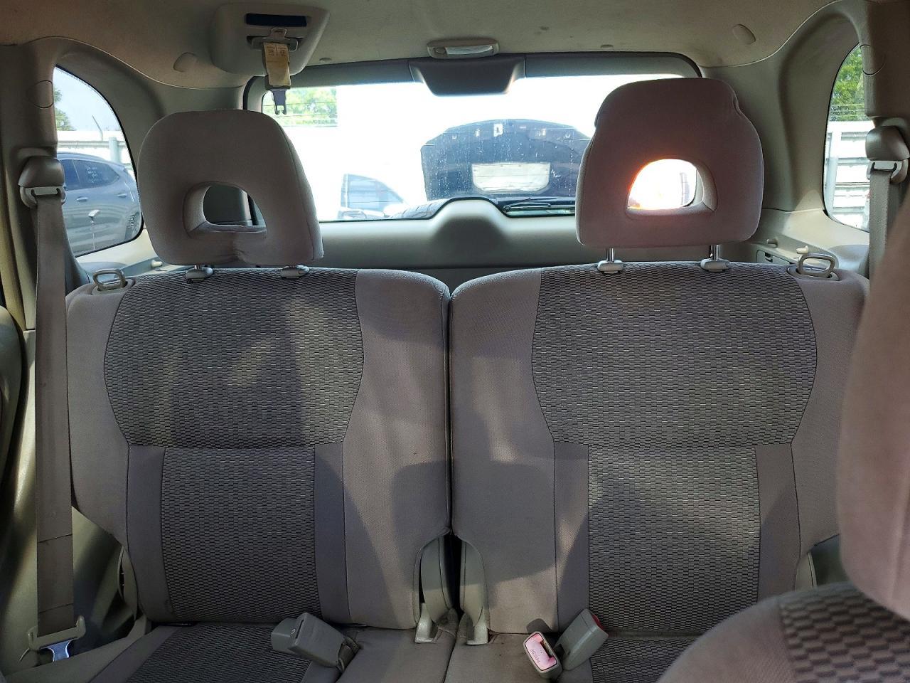 2004 TOYOTA RAV4