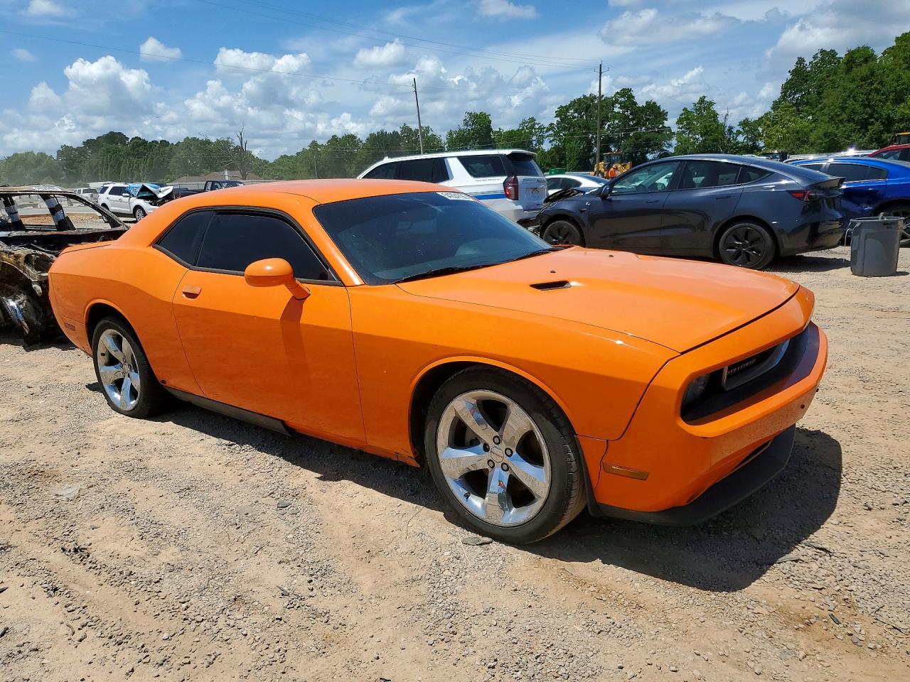 2012 DODGE Challenger