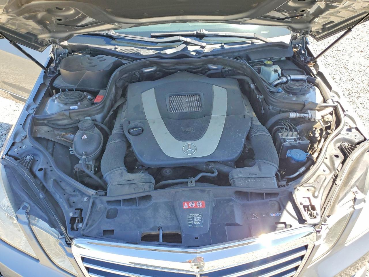 2011 MERCEDES-BENZ E-Class