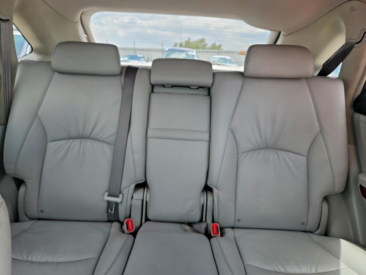 2005 LEXUS Rx 330