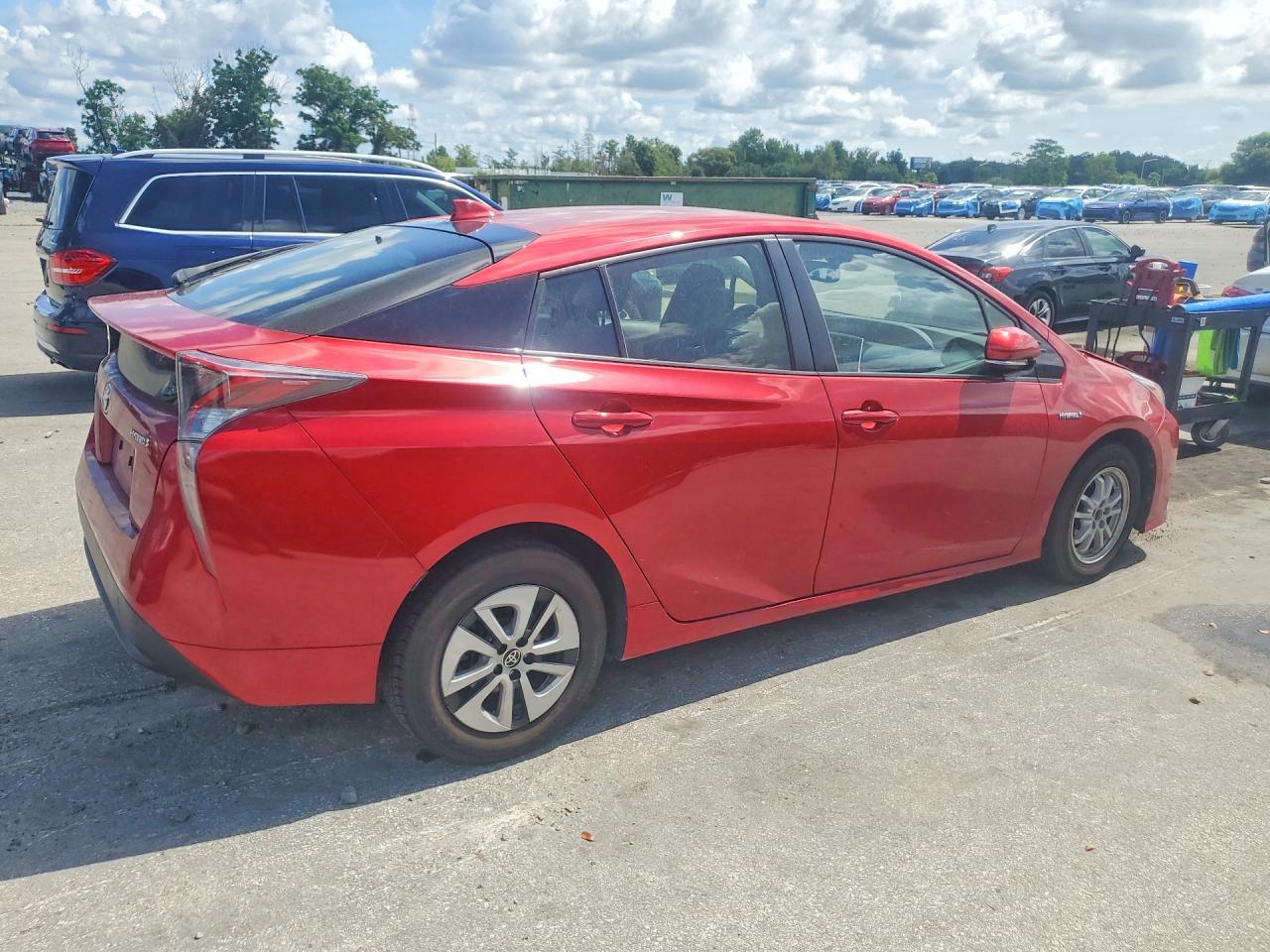 2016 TOYOTA PRIUS