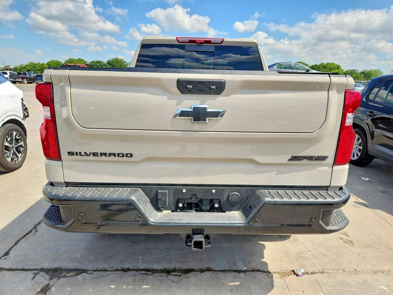 2026 CHEVROLET Silverado