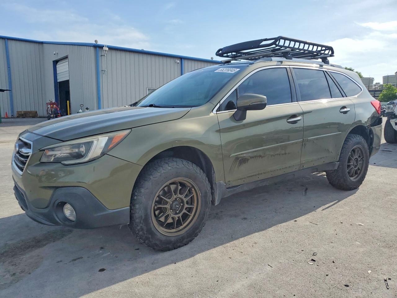 2018 SUBARU Outback