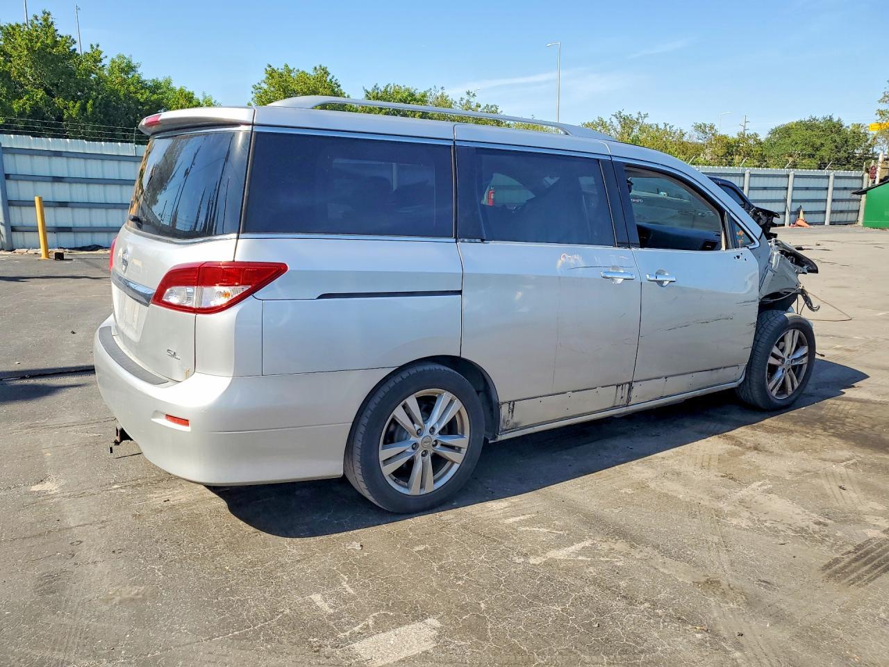 2012 NISSAN Quest