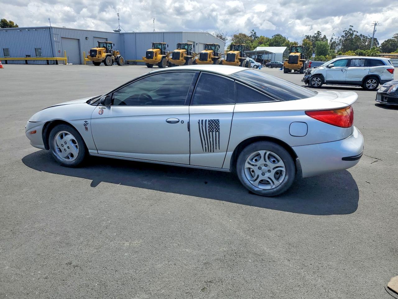 2002 SATURN Sc2
