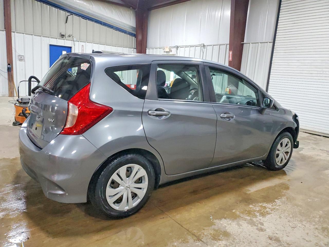 2017 NISSAN Versa Note