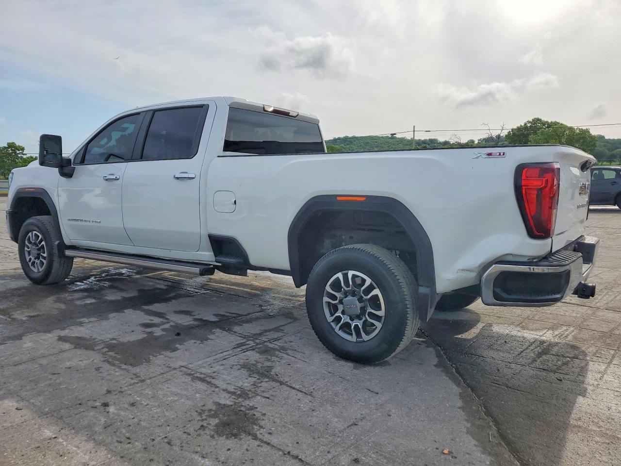 2024 GMC Sierra