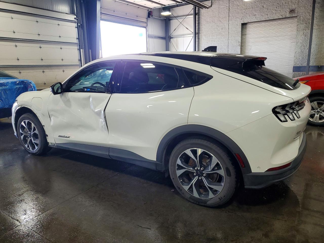 2024 FORD Mustang Mach-E