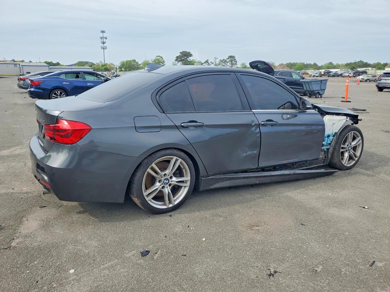 2017 BMW 3 SERIES