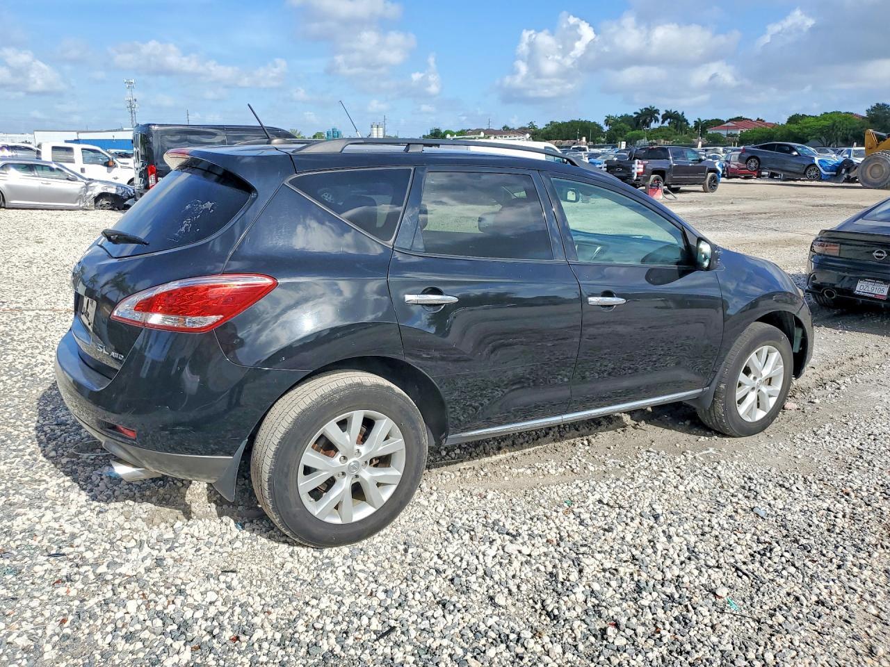 2011 NISSAN MURANO