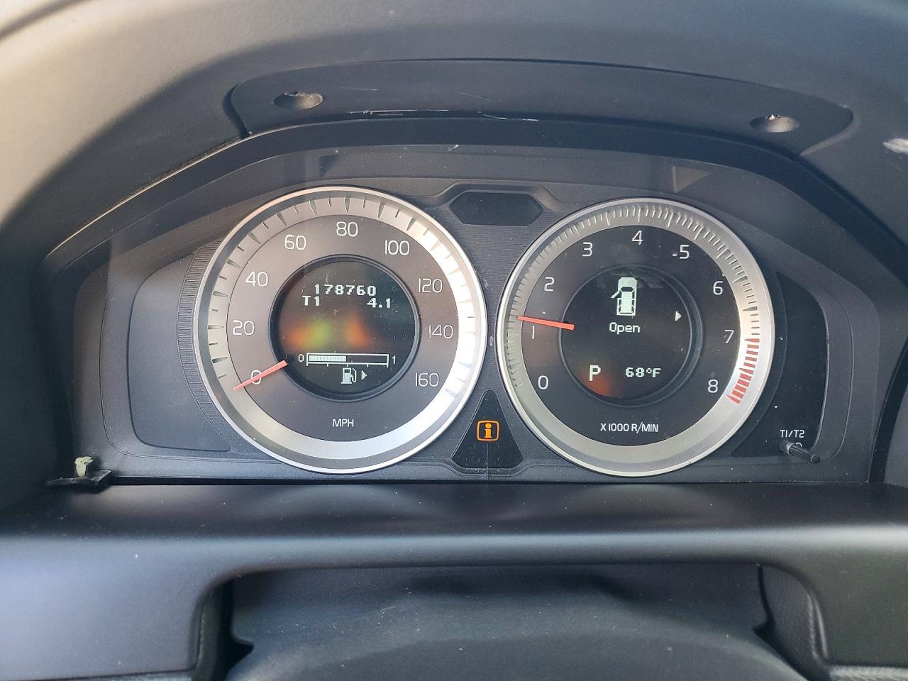 2012 VOLVO XC60
