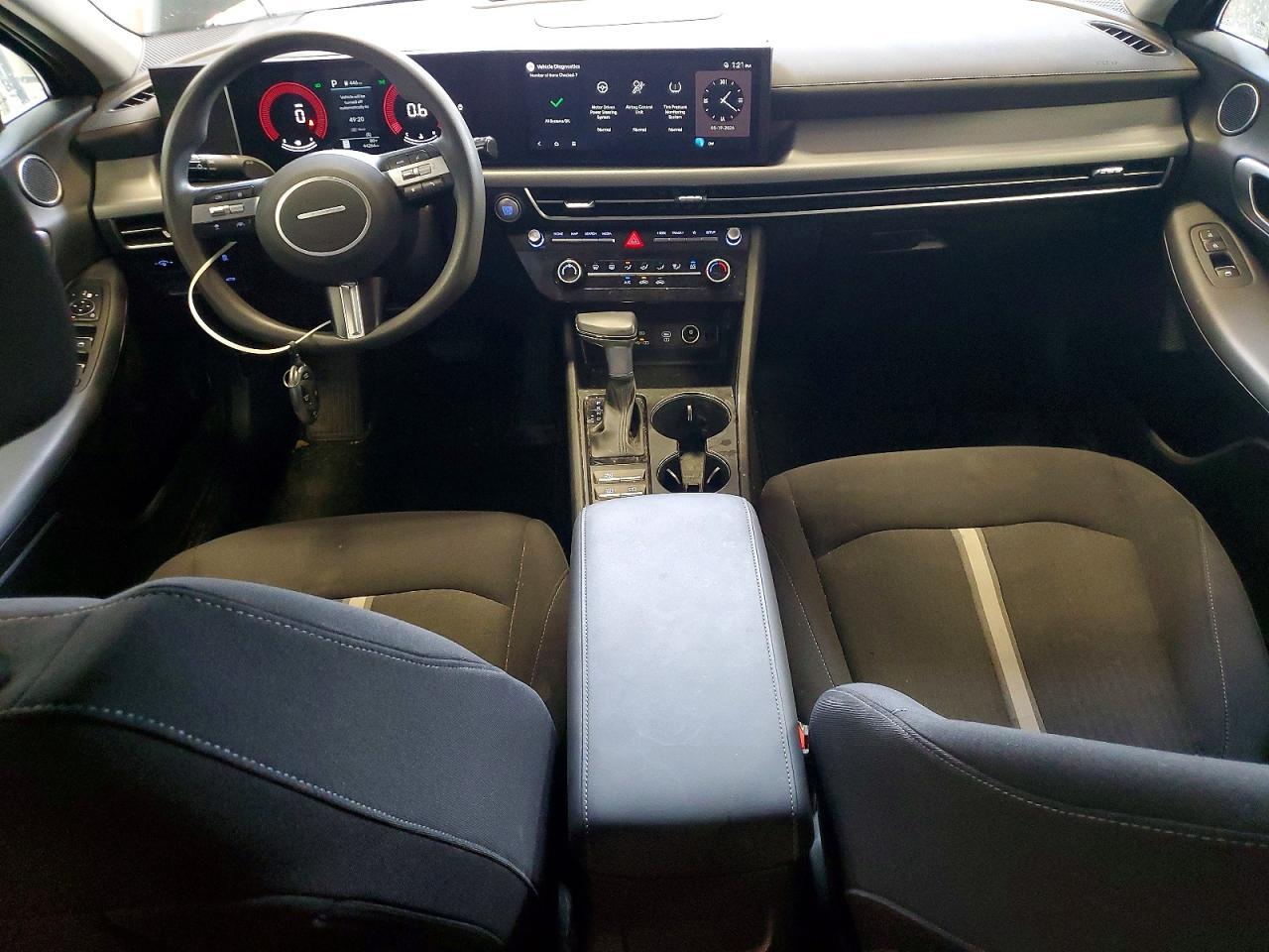 2025 HYUNDAI SONATA