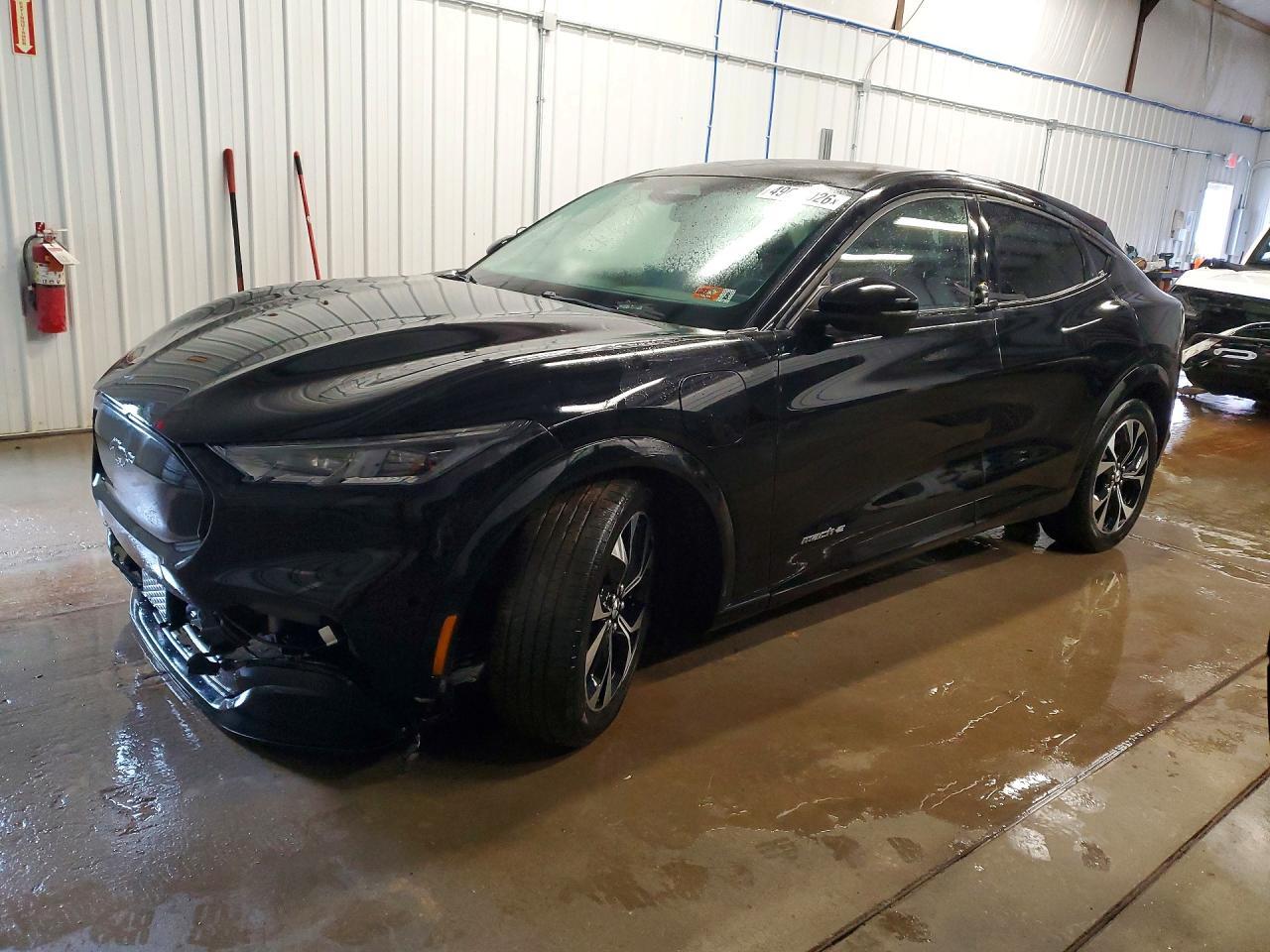 2021 FORD Mustang Mach-E