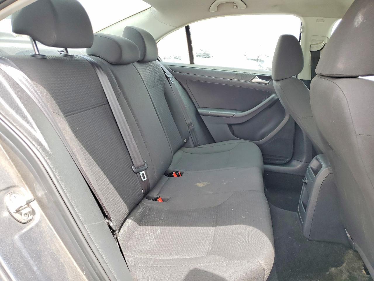 2015 VOLKSWAGEN JETTA