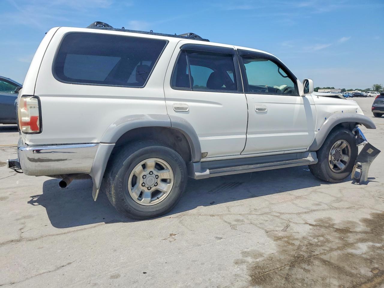 2000 TOYOTA 4Runner