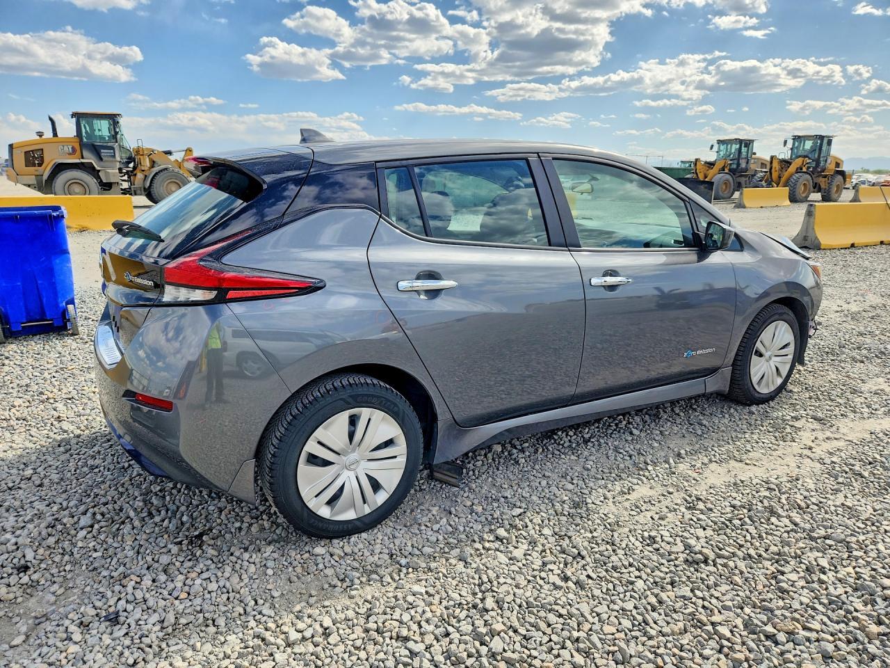 2019 NISSAN LEAF