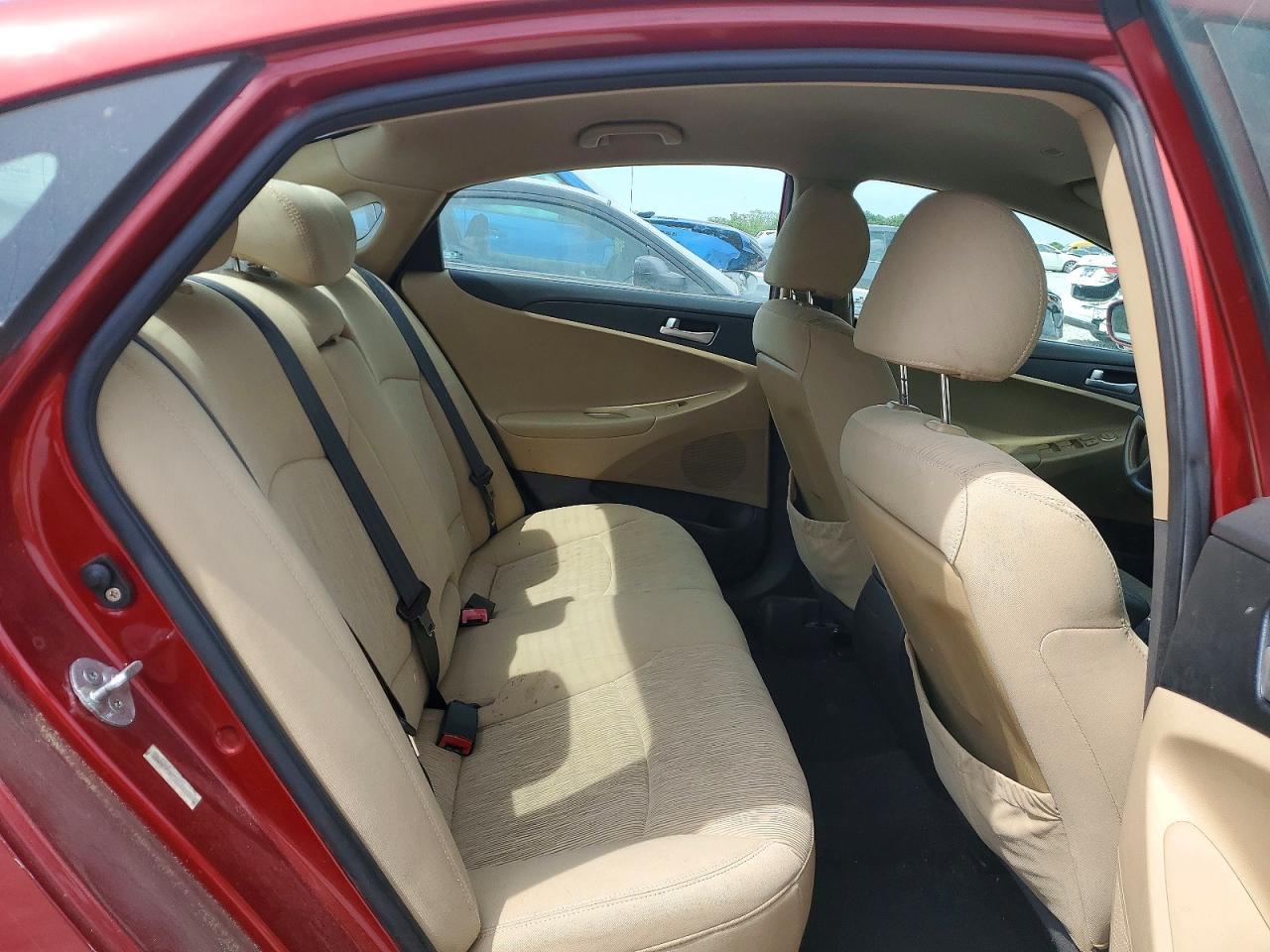 2011 HYUNDAI SONATA