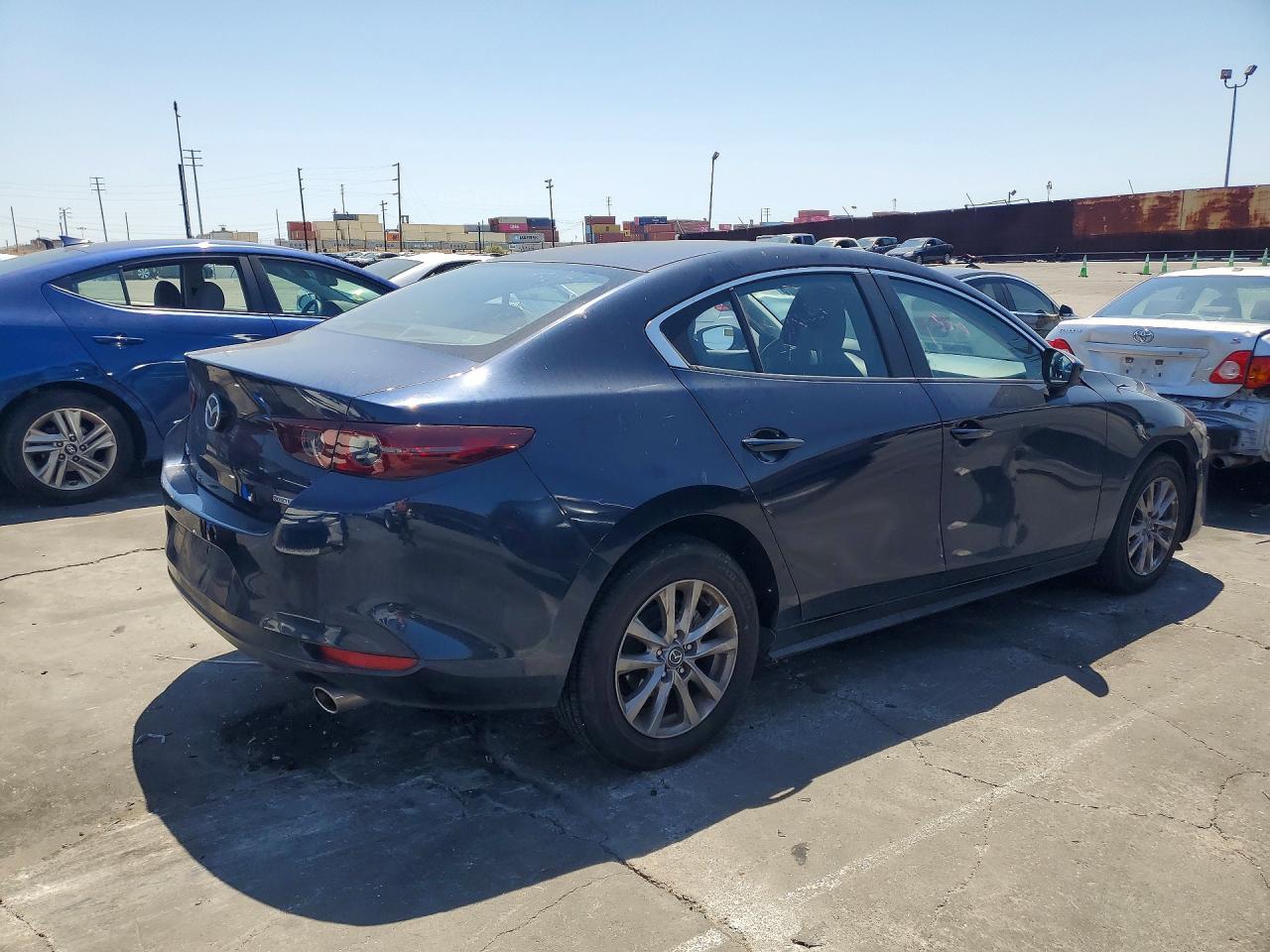 2021 MAZDA 3