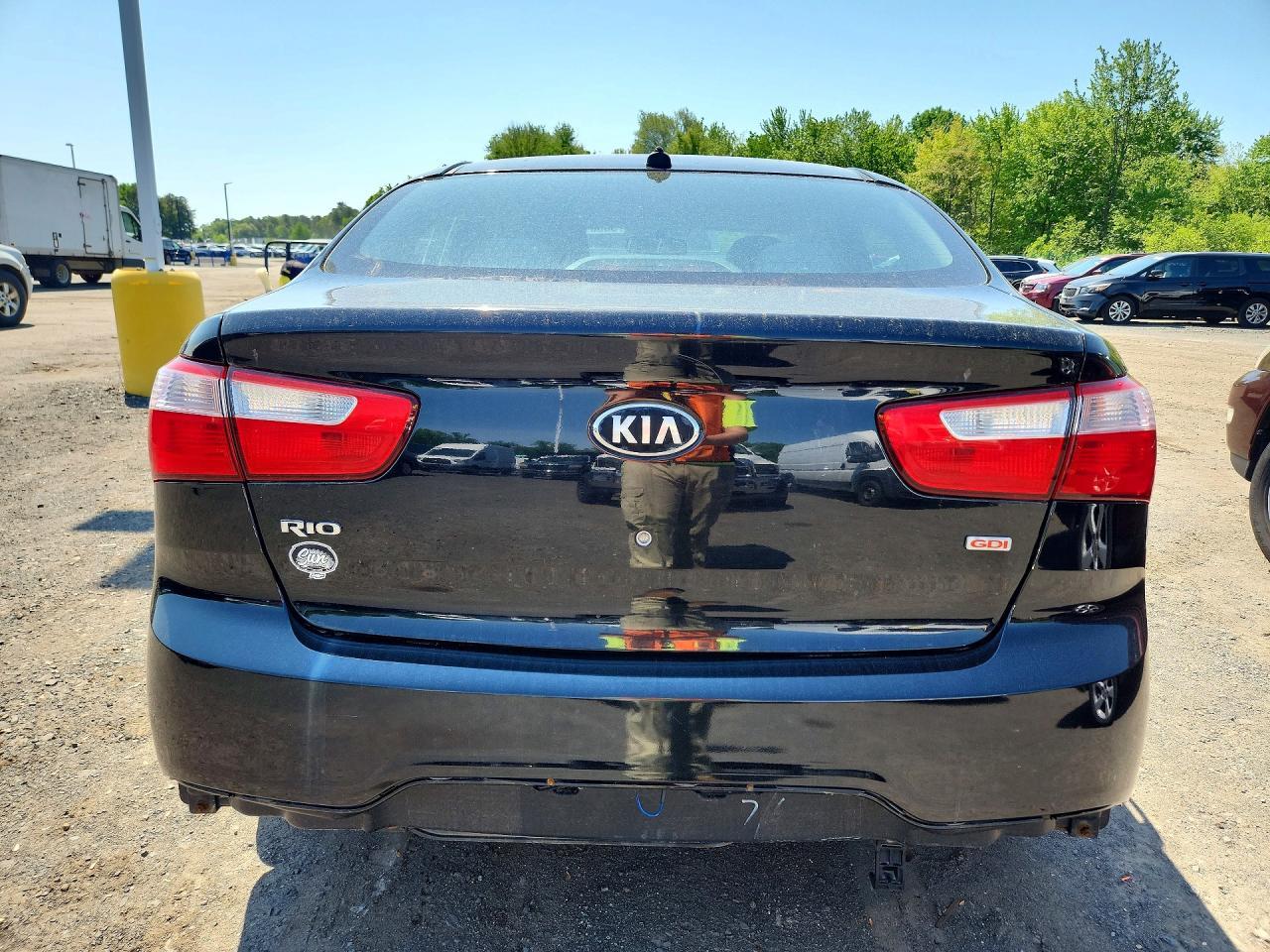 2013 KIA RIO