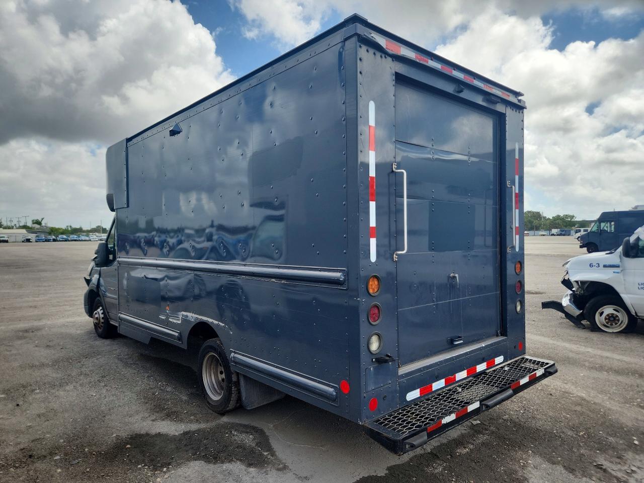 2021 FORD Transit