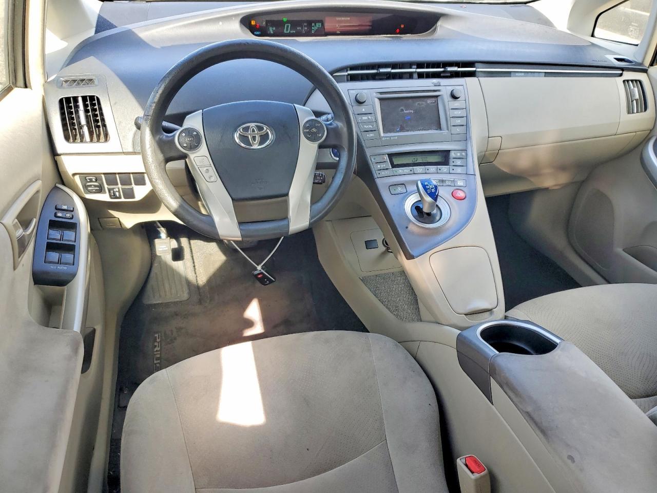 2014 TOYOTA PRIUS