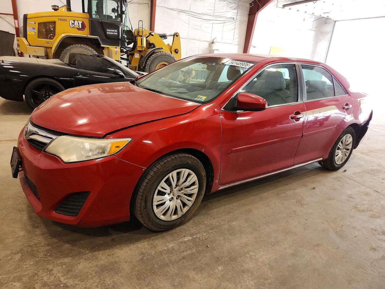 2014 TOYOTA CAMRY