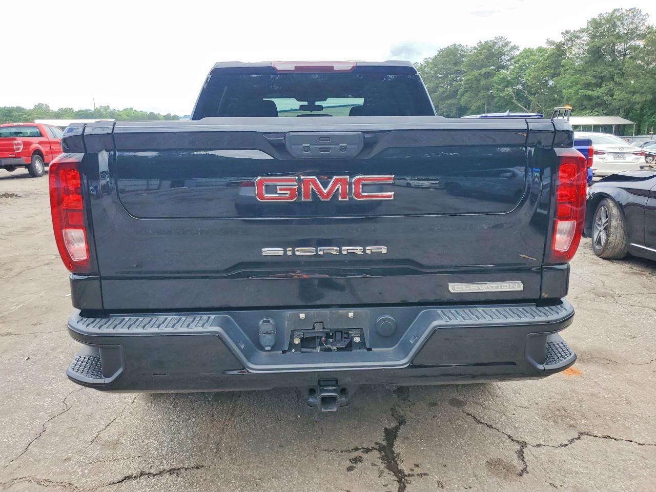 2022 GMC Sierra