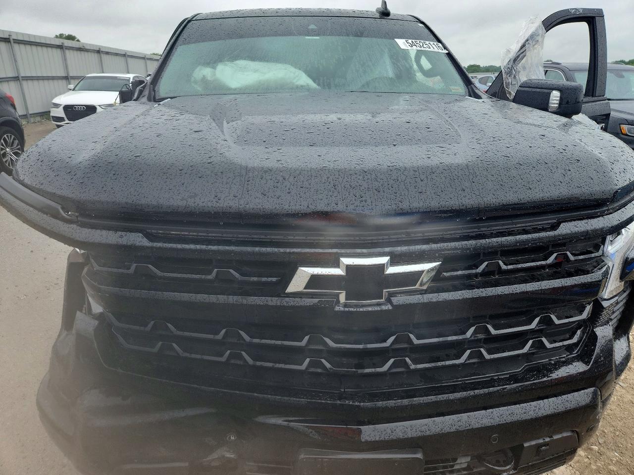 2024 CHEVROLET Silverado