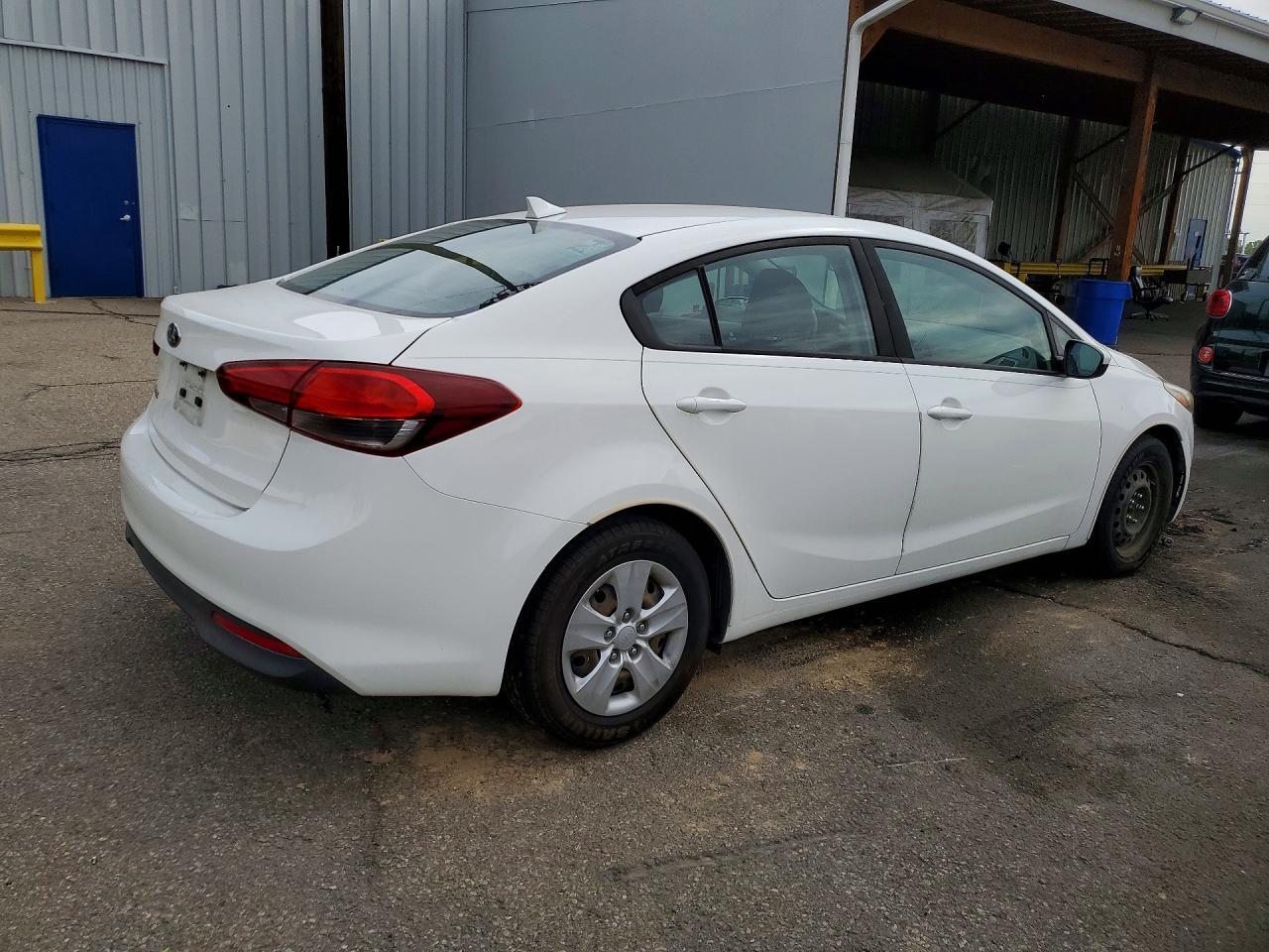 2017 KIA FORTE