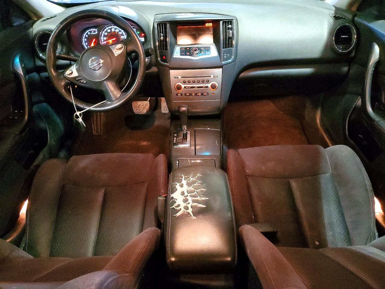 2014 NISSAN Maxima