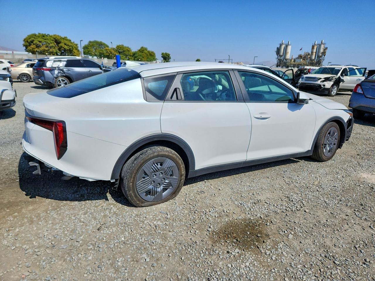 2025 KIA K4