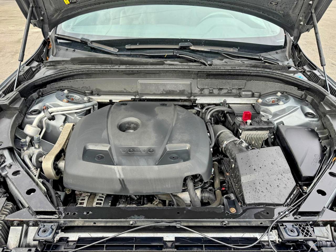 2021 VOLVO XC60