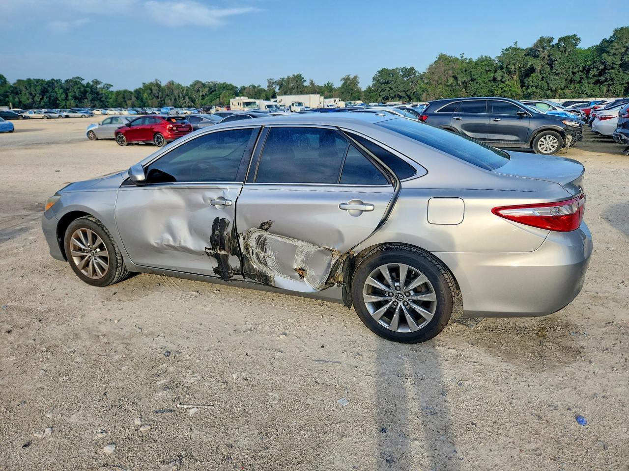 2015 TOYOTA CAMRY