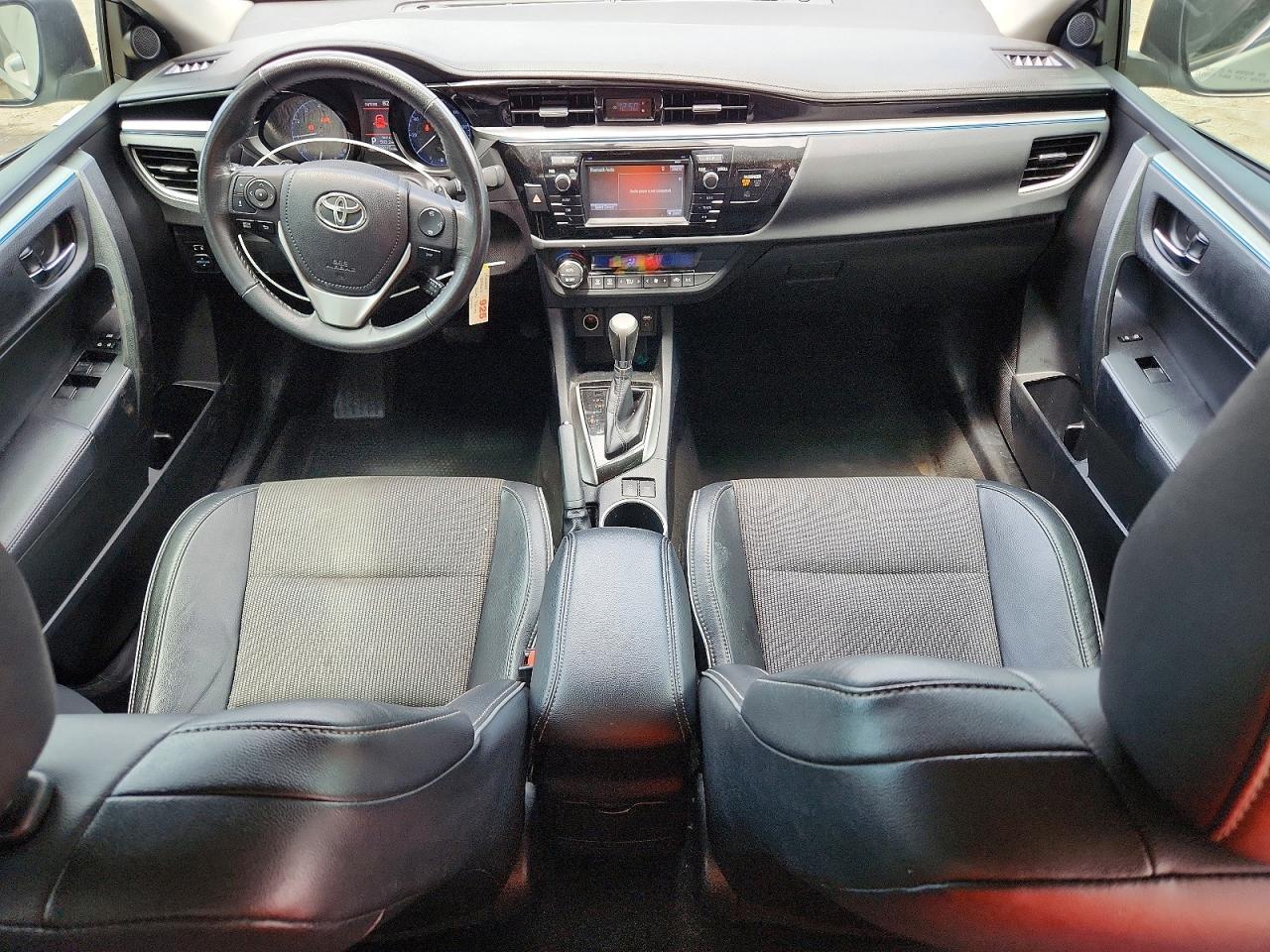2016 TOYOTA COROLLA