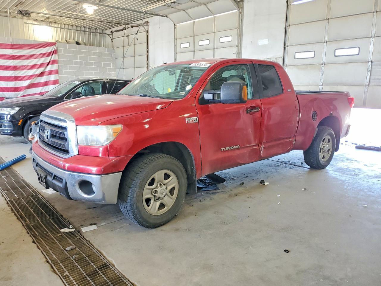 2011 TOYOTA TUNDRA